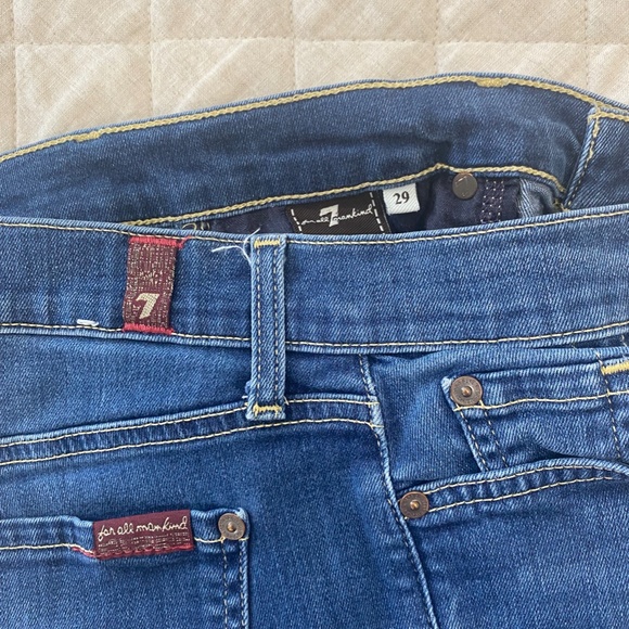 7For All Mankind; Gwenevere Cropped Skinny Jeans - Picture 2 of 3